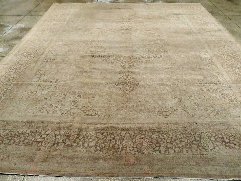 Antique Indian Lahore Carpet, No.20227 - Staging