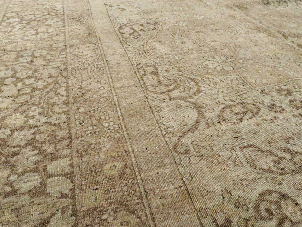 Antique Indian Lahore Carpet, No.20227 - Staging