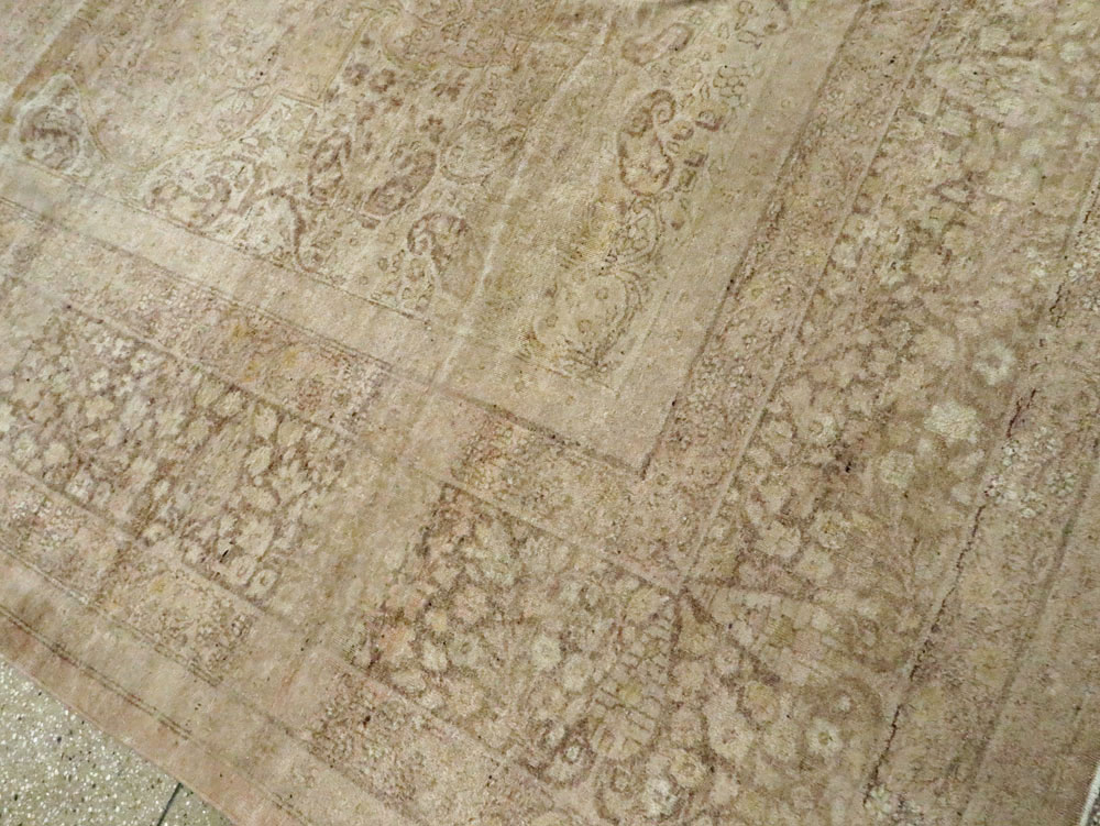 Antique Indian Lahore Carpet, No.20227 - Staging