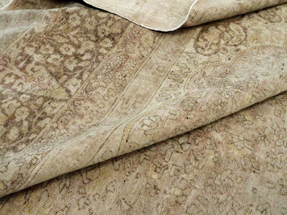 Antique Indian Lahore Carpet, No.20227 - Staging