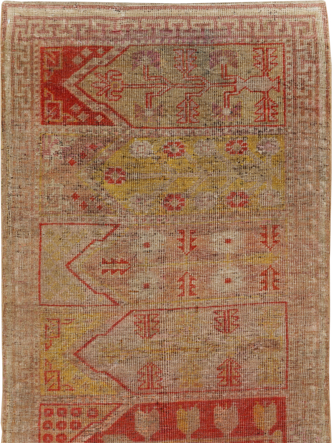 Antique East Turkestan Khotan Saph Runner, No.20233 - Staging