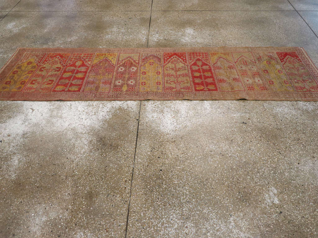 Antique East Turkestan Khotan Saph Runner, No.20233 - Staging