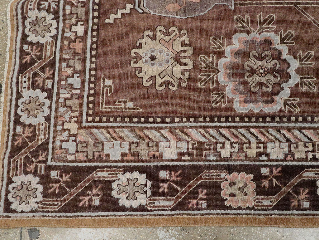 Antique East Turkestan Khotan Carpet, No.20263 - Staging