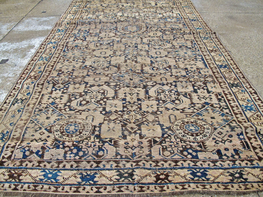 Antique Persian Turkoman Carpet, No.20273 - Staging