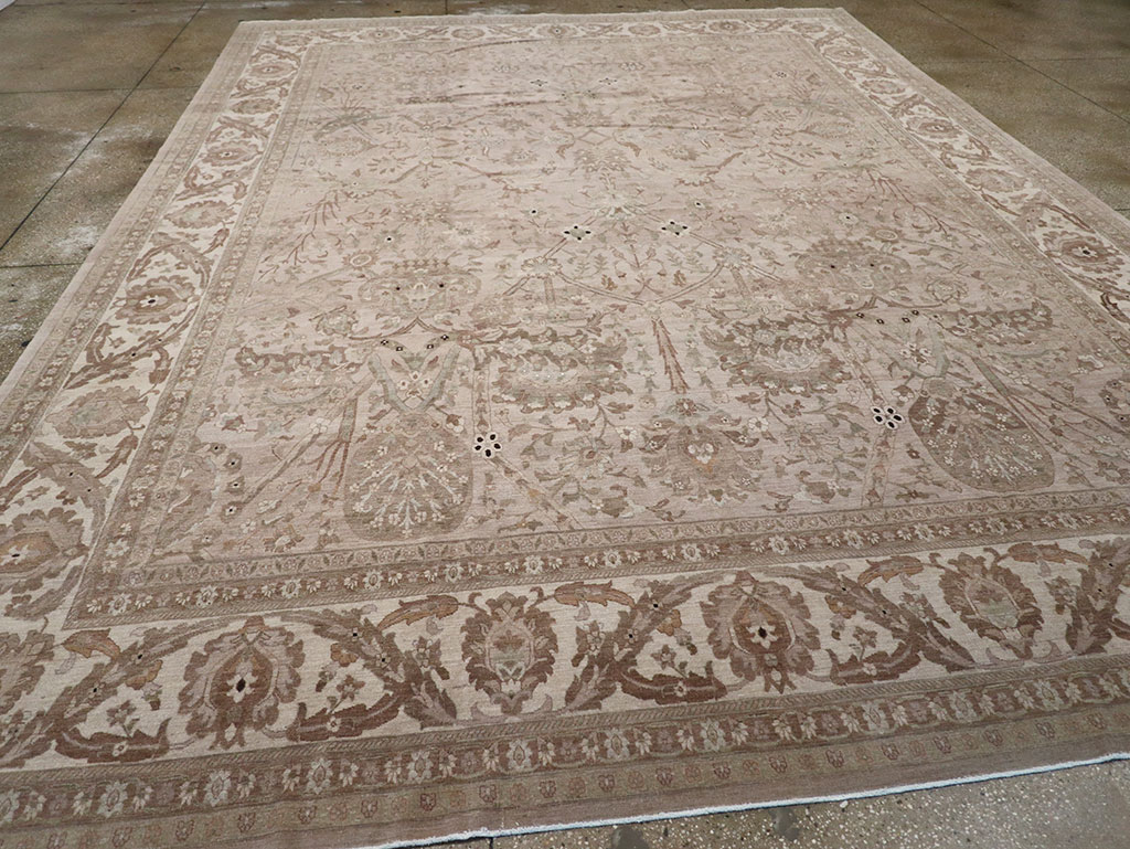 Modern Persian Tabriz Carpet, No.20297 - Staging