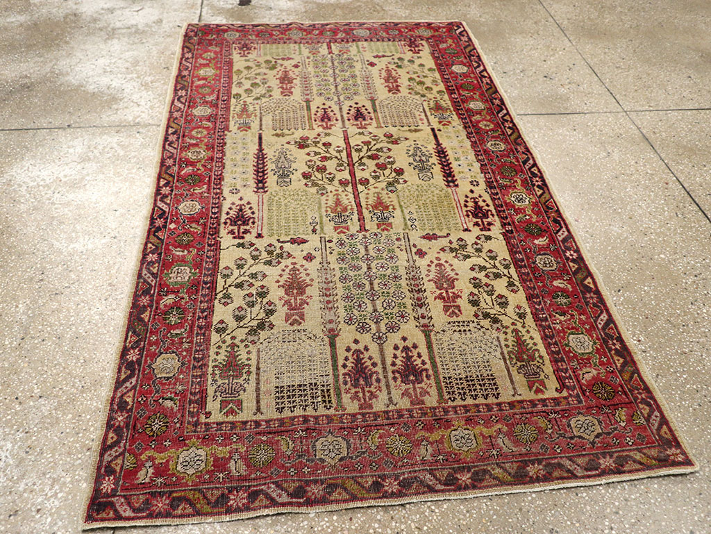 Antique Turkish Sivas Carpet, No.20327 - Staging