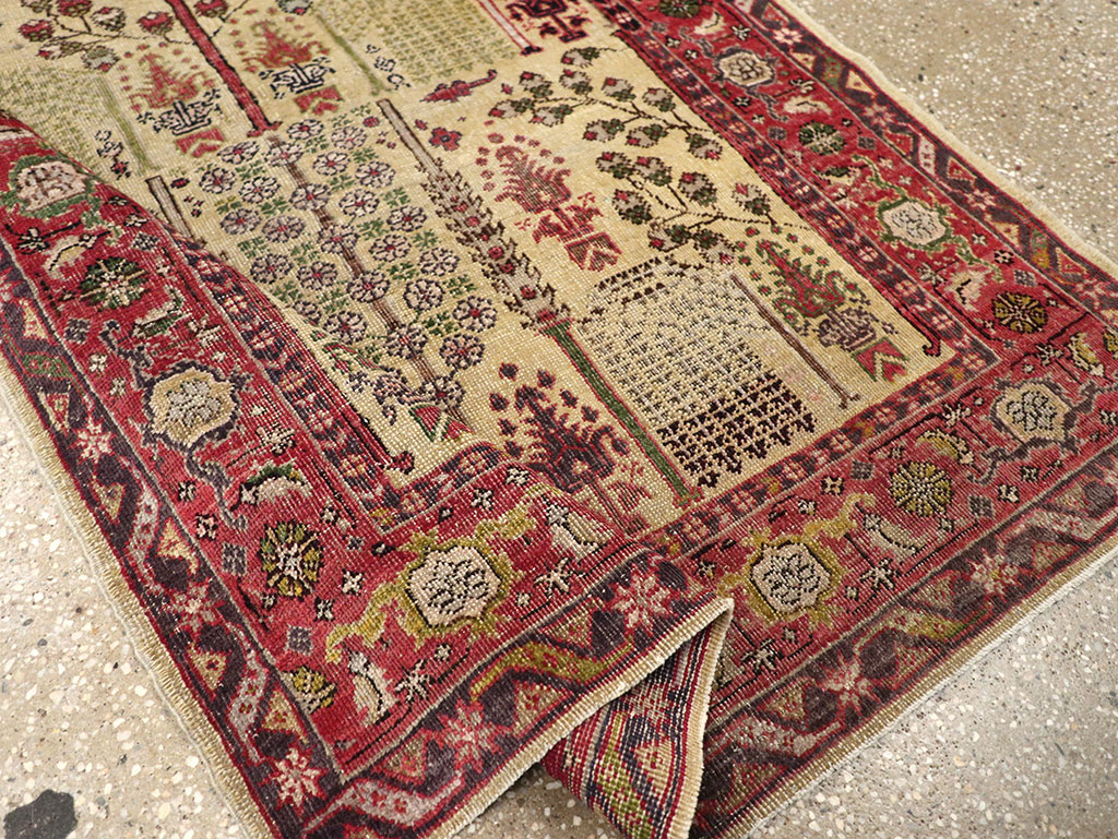 Antique Turkish Sivas Carpet, No.20327 - Staging