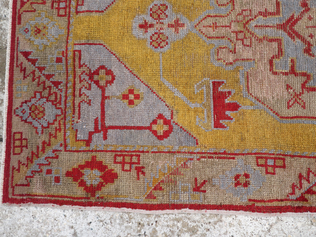 Vintage Turkish Oushak Throw Rug, No.20341 - Staging