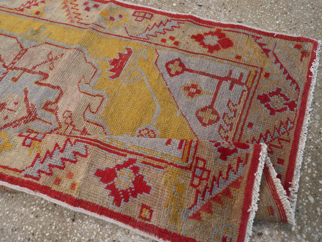 Vintage Turkish Oushak Throw Rug, No.20341 - Staging