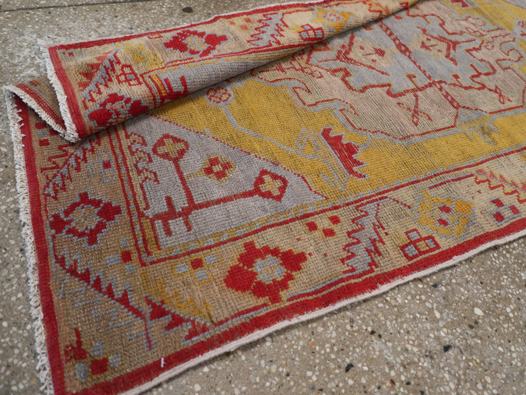 Vintage Turkish Oushak Throw Rug, No.20341 - Staging