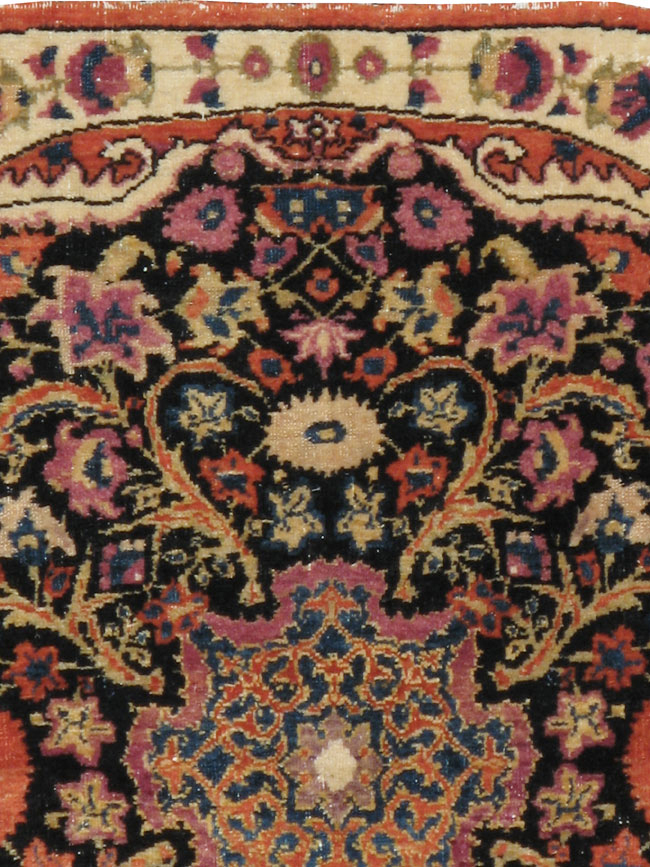 Antique Persian Tabriz Round Rug, No.20380 - Staging