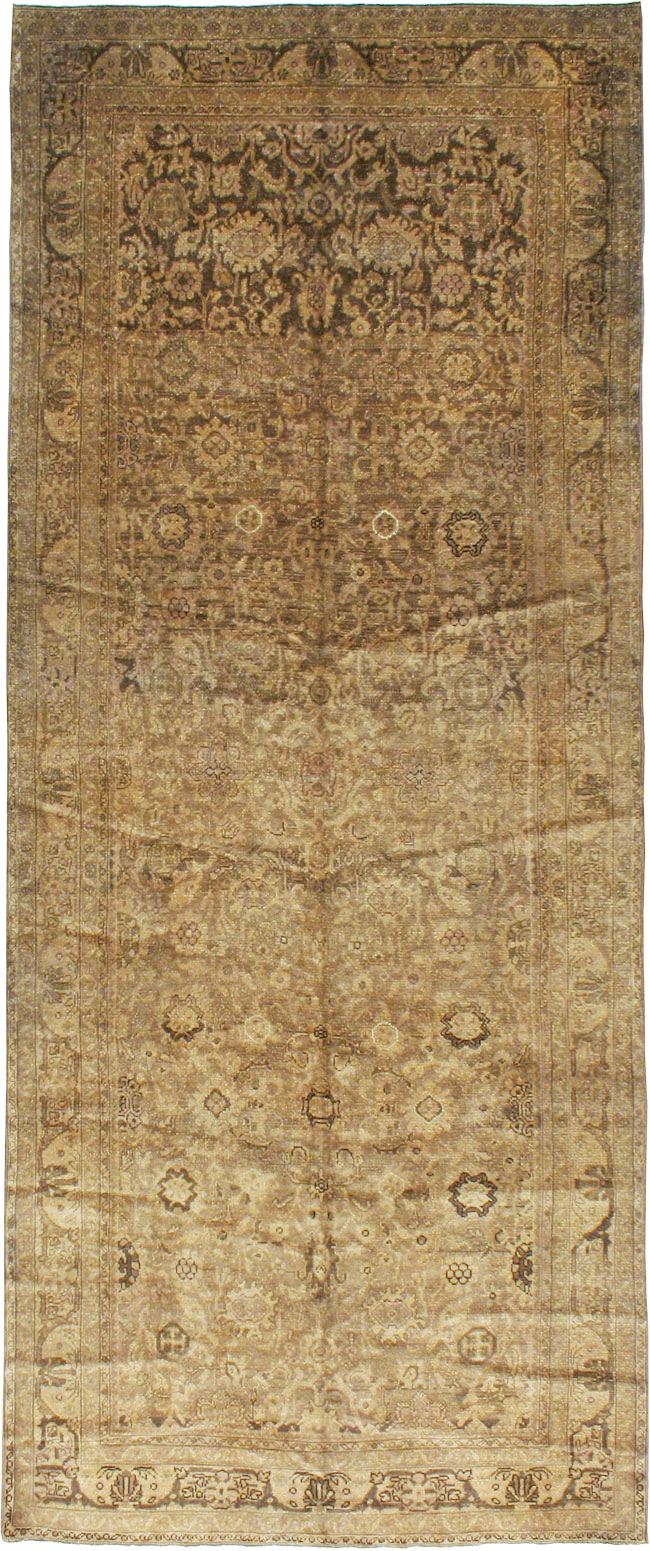 Vintage Malayer Gallery Carpet, No.20392 - Staging