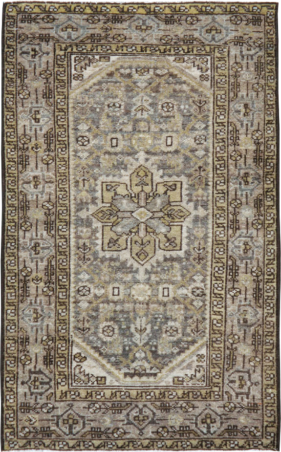 Vintage Persian Malayer Throw Rug, No.20419 - Staging