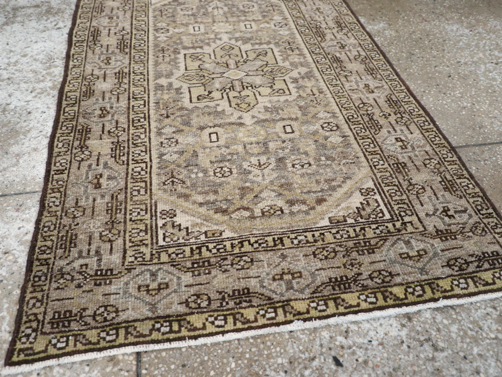 Vintage Persian Malayer Throw Rug, No.20419 - Staging