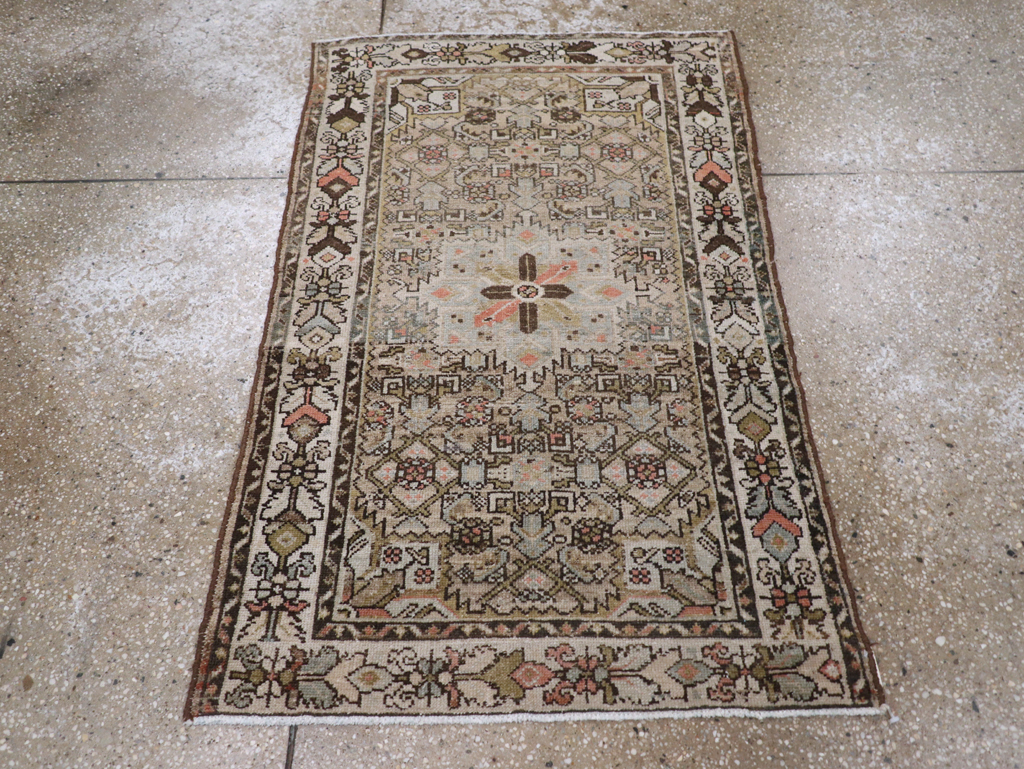 Antique Persian Malayer Throw Rug, No.20469 - Staging