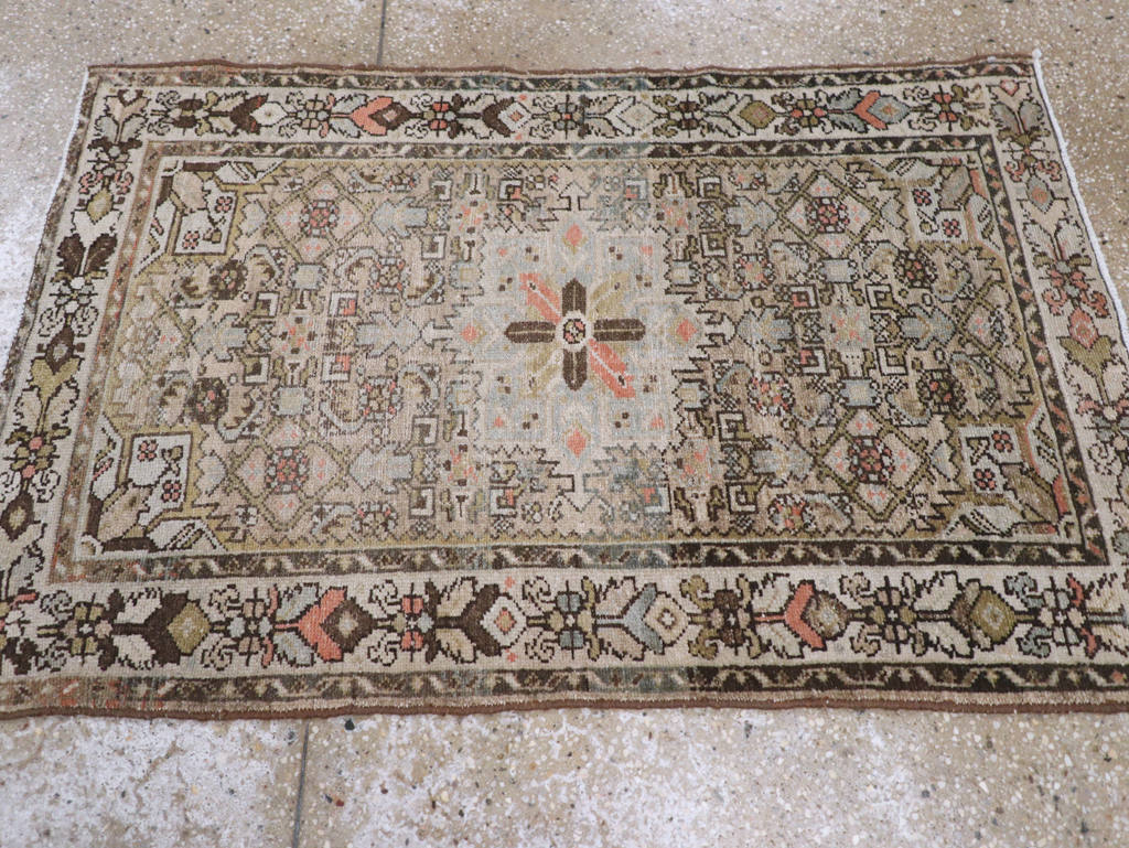 Antique Persian Malayer Throw Rug, No.20469 - Staging