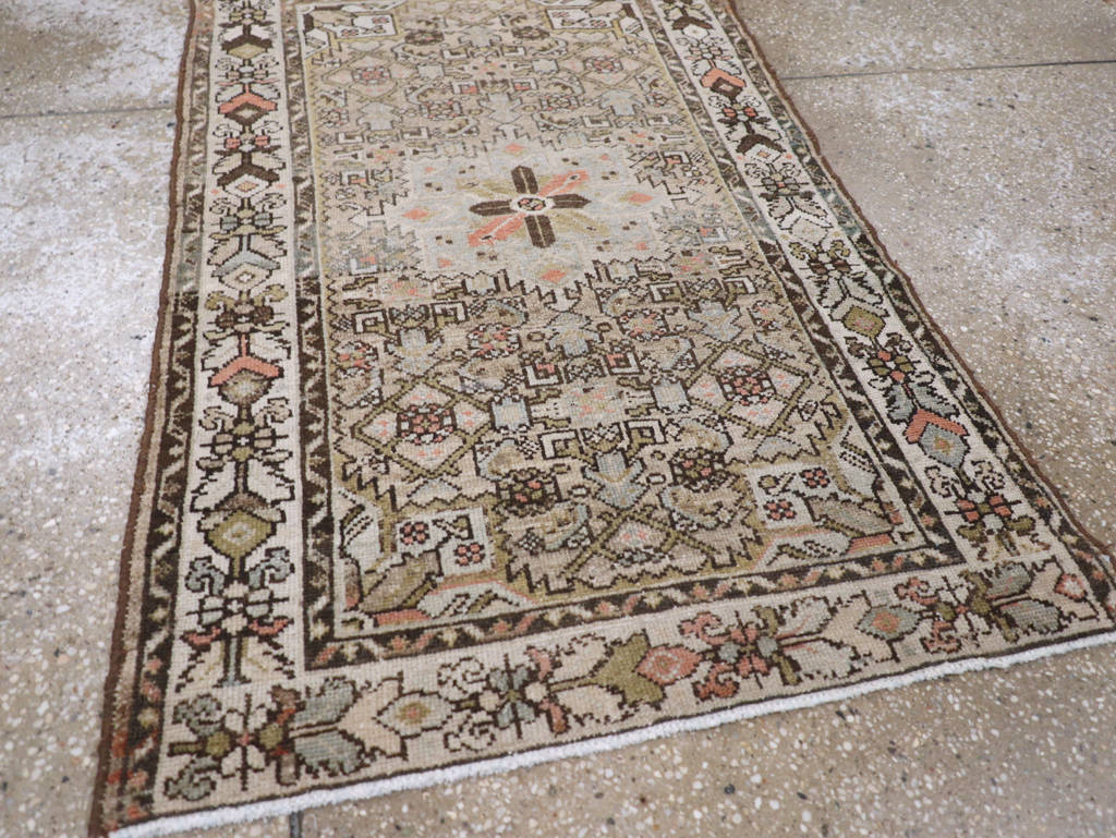 Antique Persian Malayer Throw Rug, No.20469 - Staging