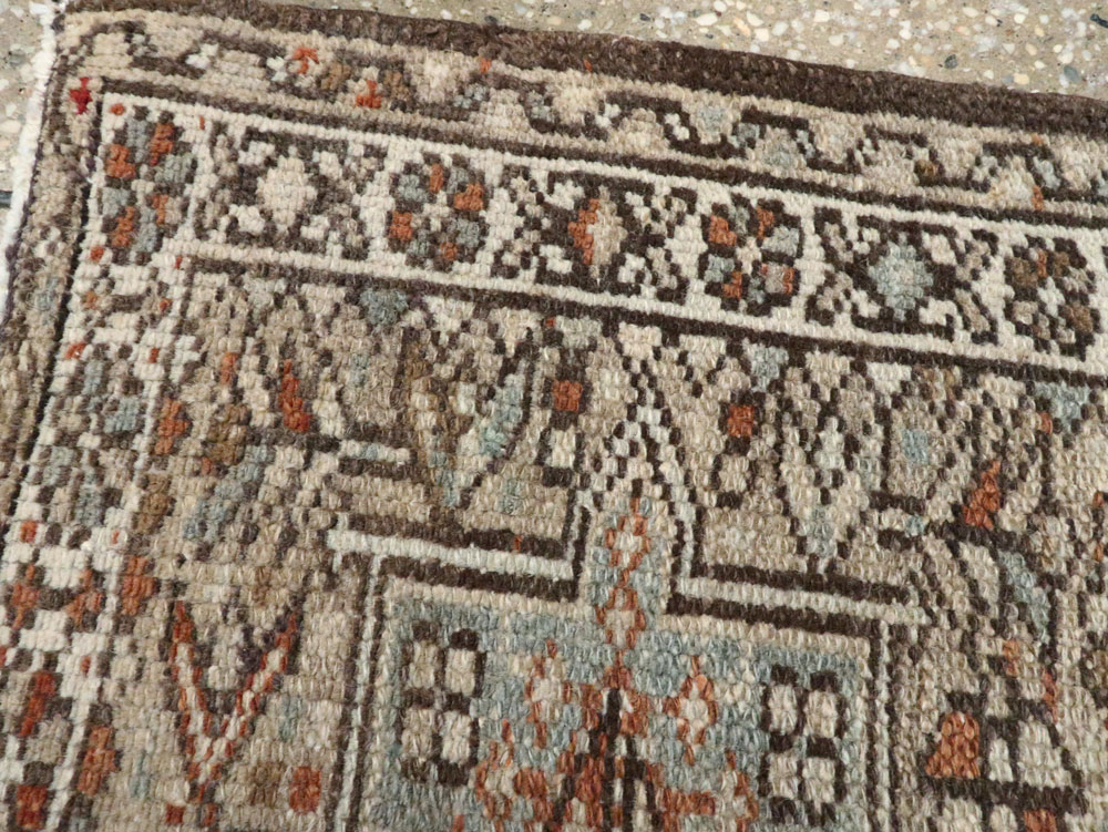 Vintage Persian Karajeh Rug, No.20501 - Staging