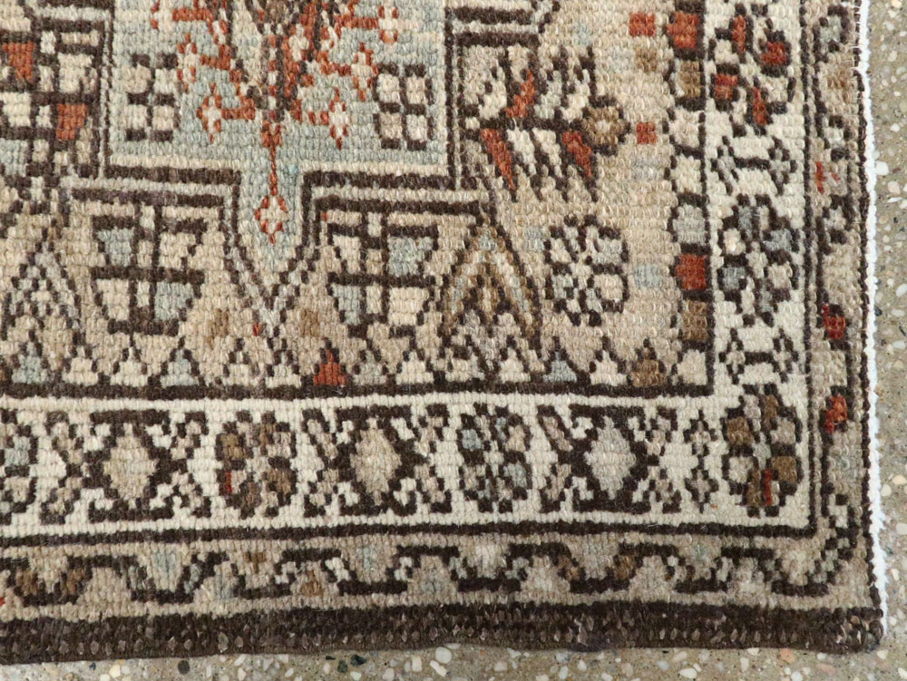 Vintage Persian Karajeh Rug, No.20501 - Staging