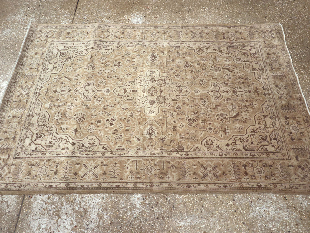 Vintage Persian Kashan Rug, No.20511 - Staging