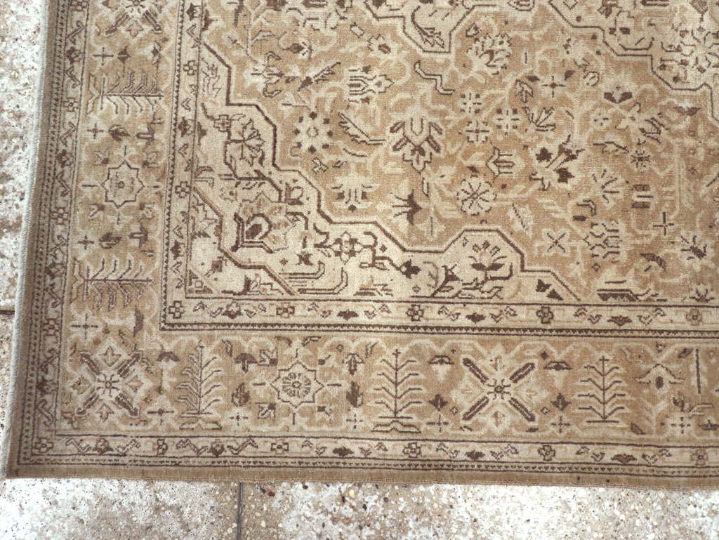 Vintage Persian Kashan Rug, No.20511 - Staging