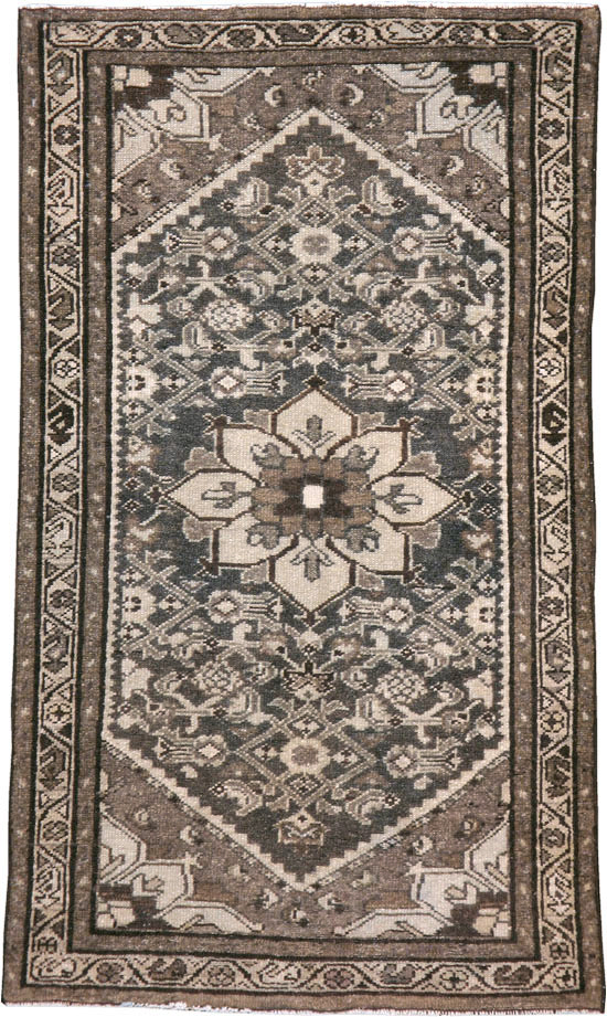 Vintage Persian Malayer Throw Rug, No.20513 - Staging