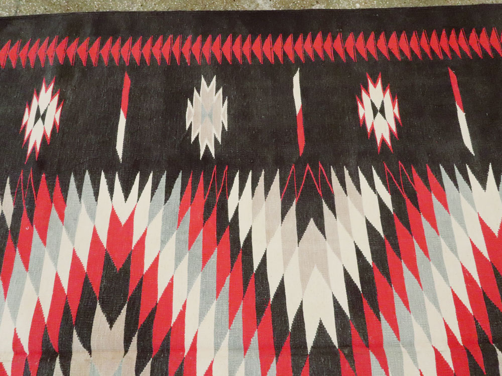 Vintage Indian Flat-weave Dhurrie Carpet, No.20550 - Staging