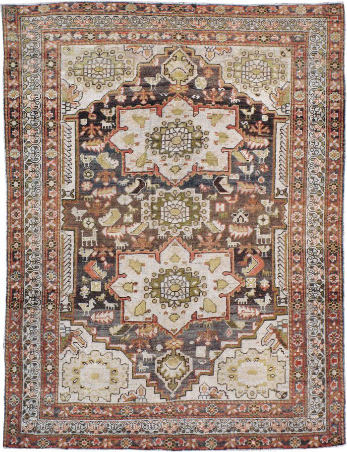 Vintage Persian Shiraz Rug, No.20644 - Staging