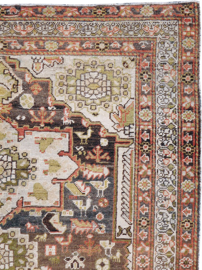 Vintage Persian Shiraz Rug, No.20644 - Staging