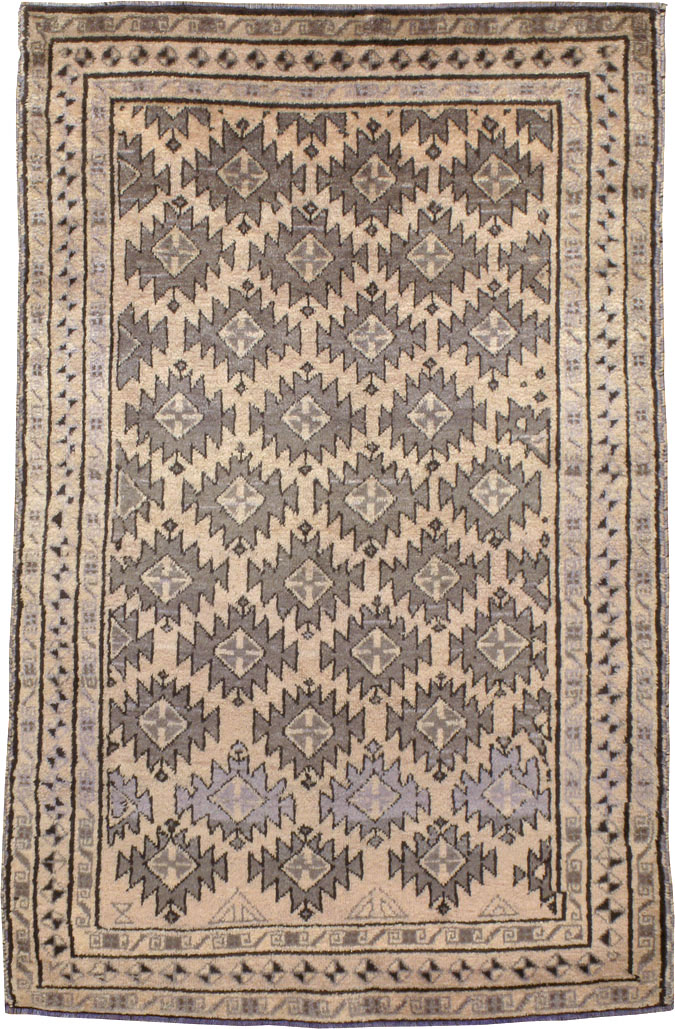 Vintage Persian Baluch Rug, No.20683 - Staging