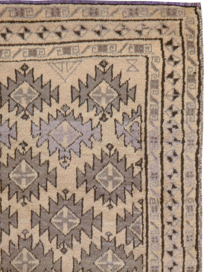 Vintage Persian Baluch Rug, No.20683 - Staging