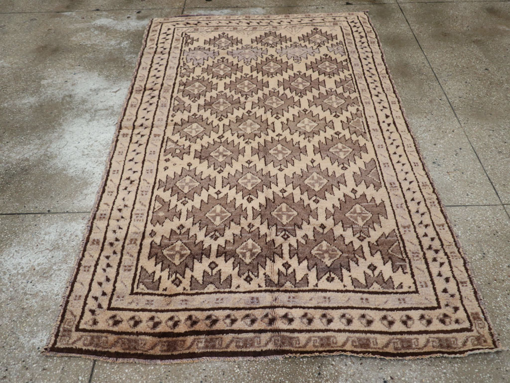 Vintage Persian Baluch Rug, No.20683 - Staging
