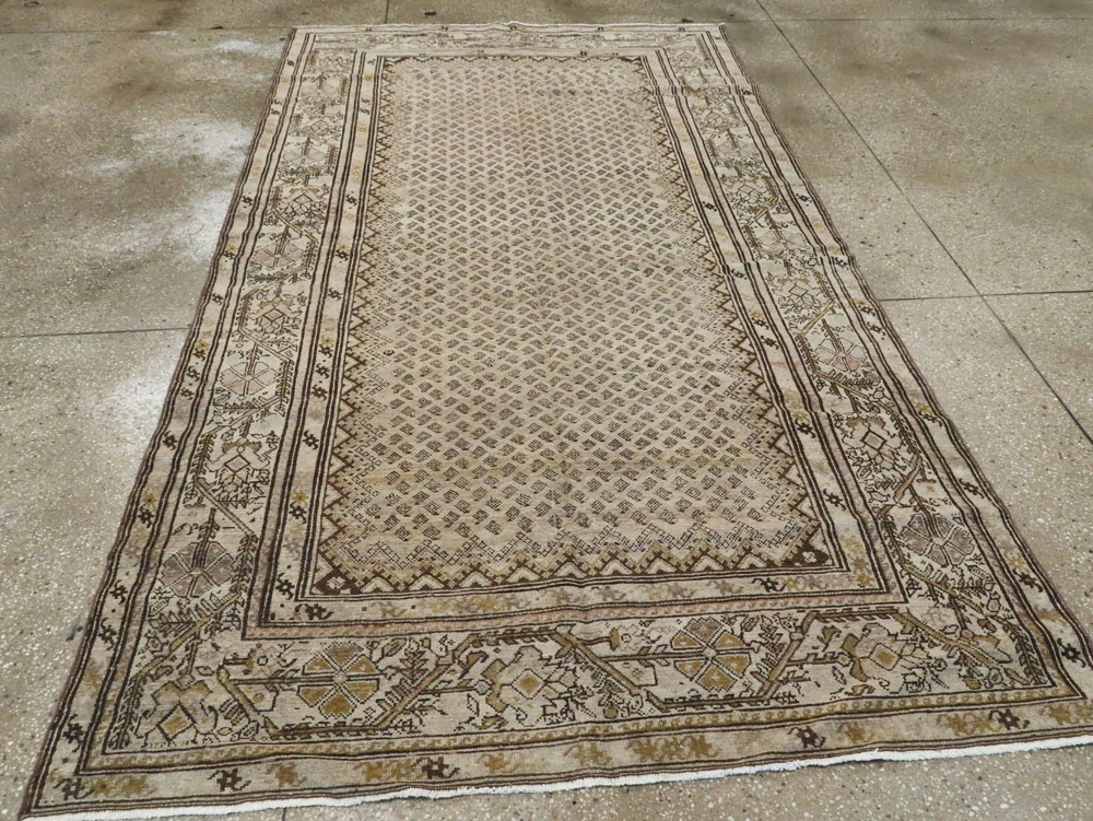 Vintage Persian Malayer Carpet, No.20692 - Staging
