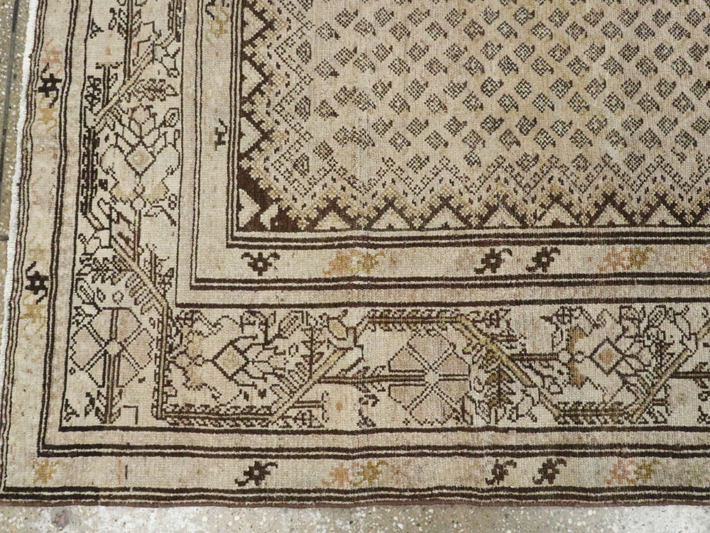 Vintage Persian Malayer Carpet, No.20692 - Staging