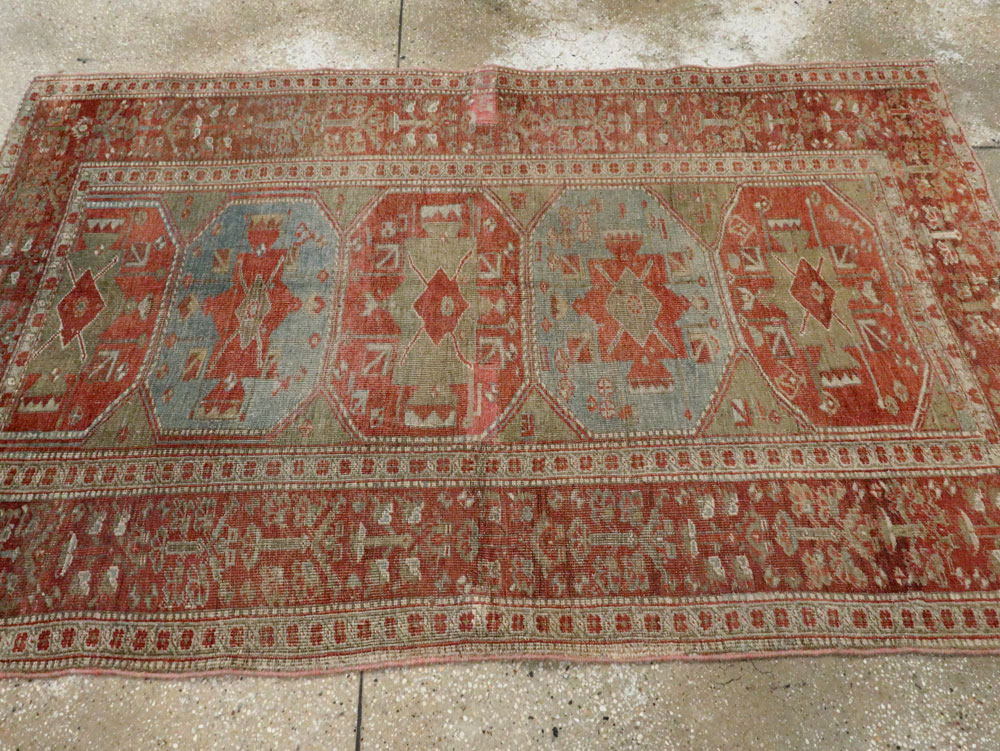 Antique Persian Kurd Bidjar Rug, No.20709 - Staging