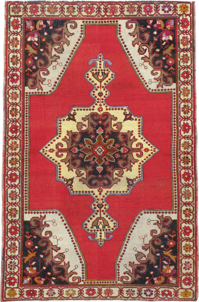 Vintage Turkish Oushak Rug, No.20732 - Staging