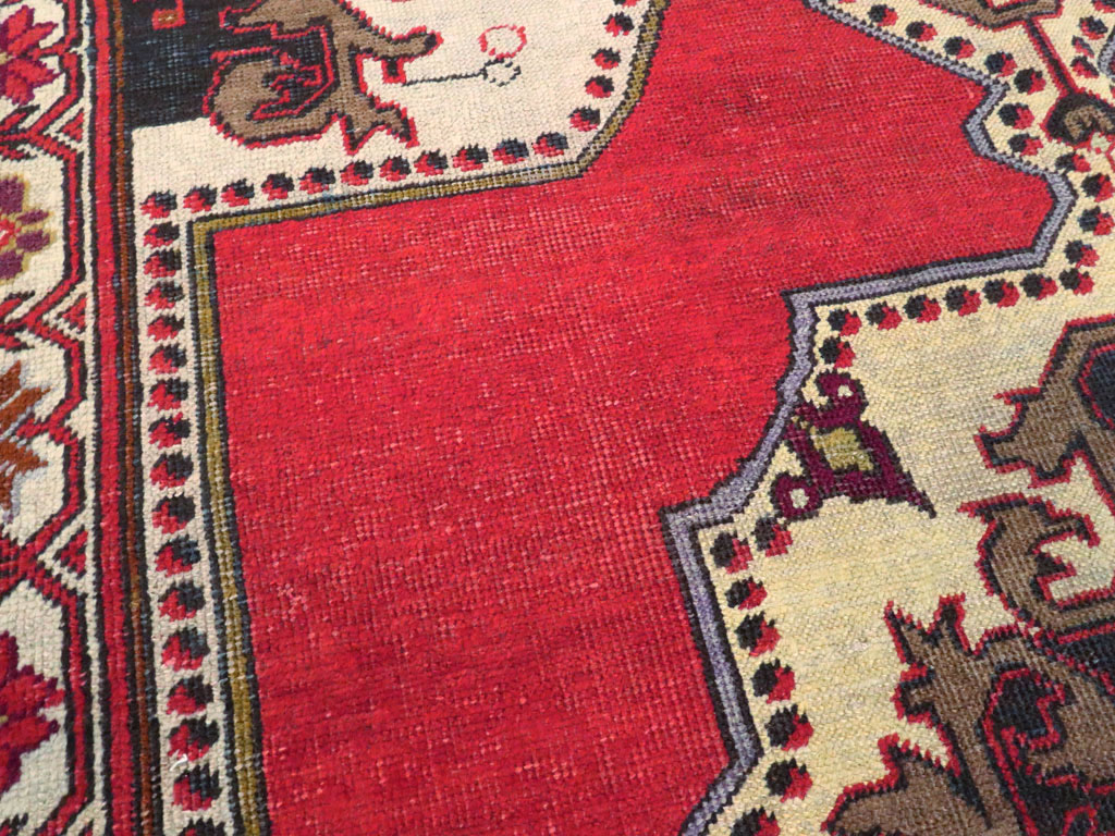 Vintage Turkish Oushak Rug, No.20732 - Staging