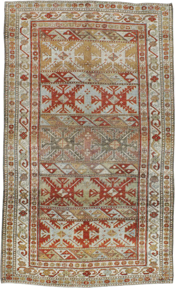 Antique Persian Bidjar Rug, No.20762 - Staging