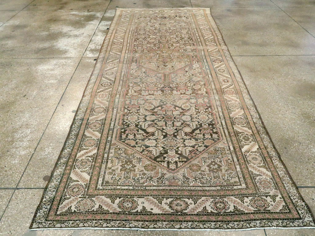 Vintage Persian Malayer Carpet, No.20773 - Staging