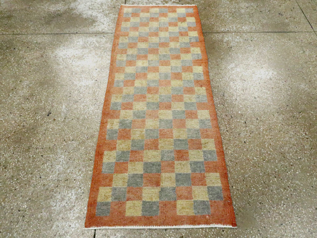 Vintage Turkish Anatolian Rug, No.20806 - Staging