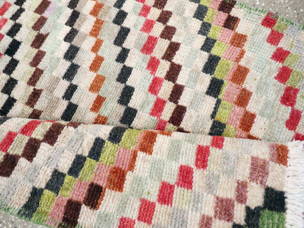 Vintage Deco Style Anatolian Rug, No.20808 - Staging