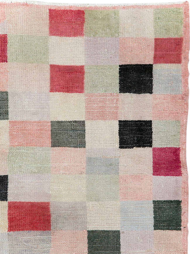 Vintage Turkish Art Deco Accent Carpet, No.20813 - Staging