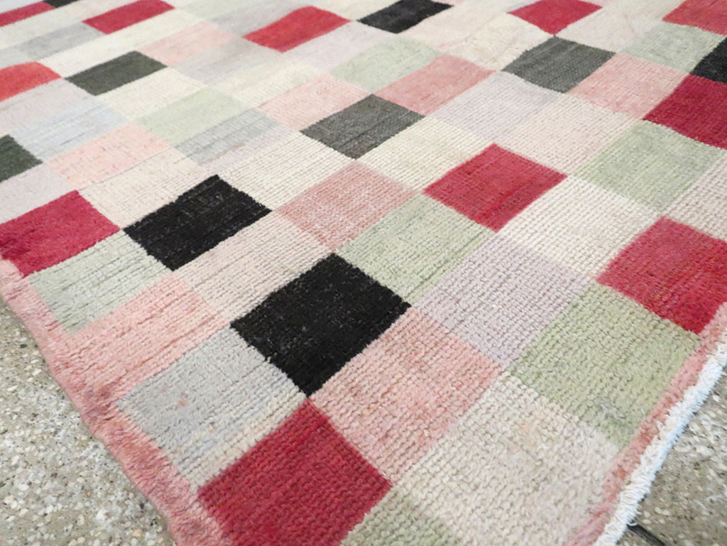 Vintage Turkish Art Deco Accent Carpet, No.20813 - Staging