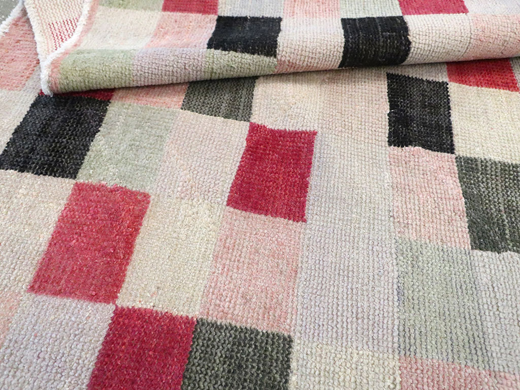 Vintage Turkish Art Deco Accent Carpet, No.20813 - Staging