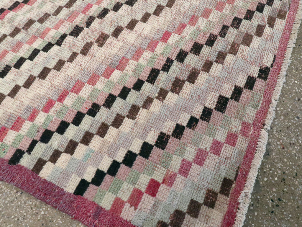 Vintage Turkish Anatolian Rug, No.20814 - Staging