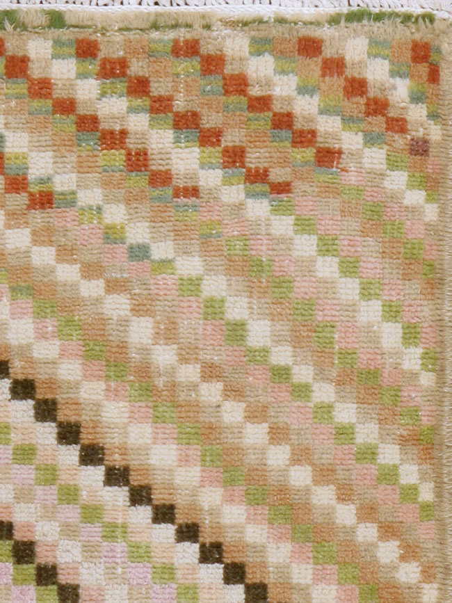 Vintage Turkish Anatolian Rug, No.20820 - Staging