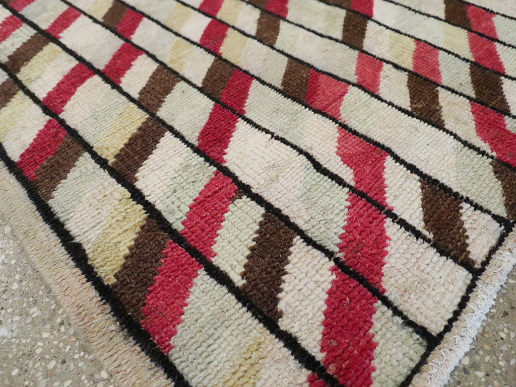 Vintage Anatolian Rug, No.20824 - Staging