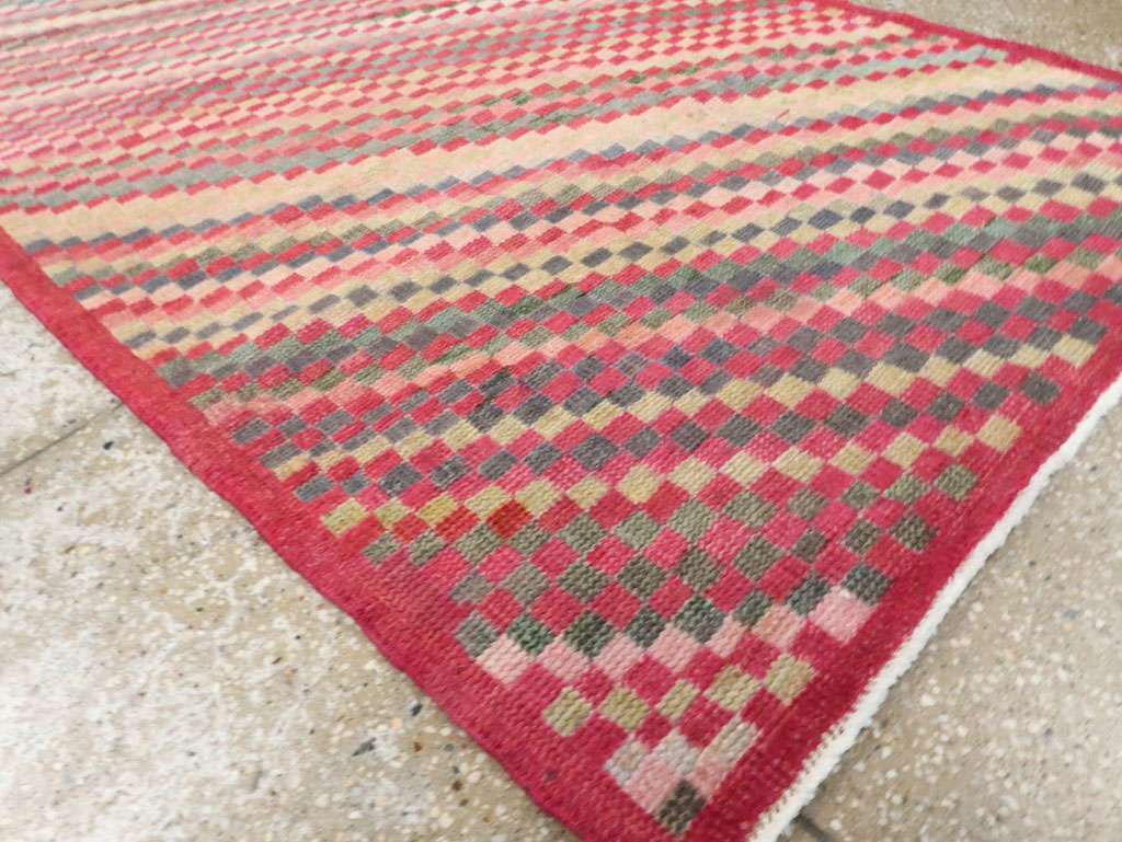 Vintage Turkish Anatolian Throw Rug, No.20843 - Staging