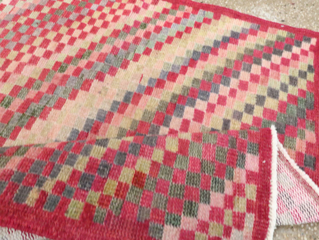 Vintage Turkish Anatolian Throw Rug, No.20843 - Staging