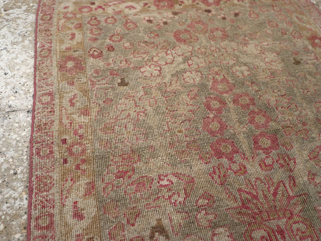 Antique Persian Mashad Throw Rug, No.20869 - Staging